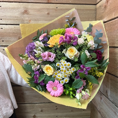 Bouquets & HatBox