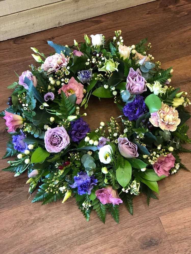 Funeral Wreath buy online or call 0141 261 9063