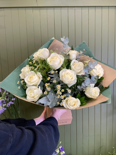 Mothers Day Dozen Roses